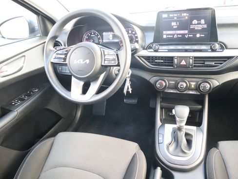 Used 2023 Kia Forte LXS image 27