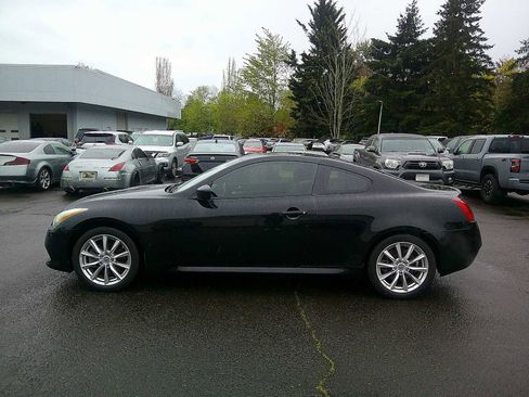 Used 2012 INFINITI G37 Journey w/ Premium Pkg RWD image 2