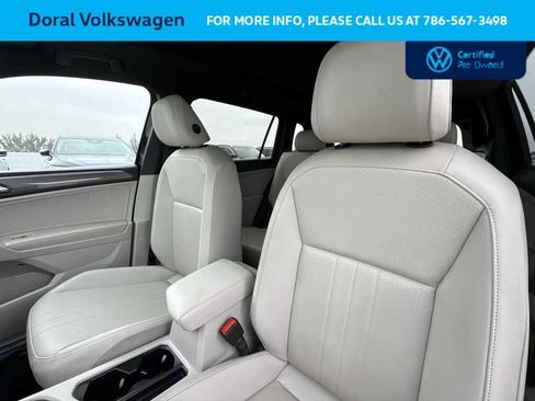 Used 2023 Volkswagen Tiguan SE R-Line image 14