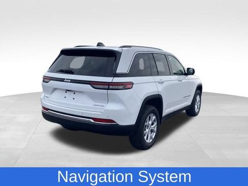 Used 2023 Jeep Grand Cherokee Limited AWD/4WD image 2