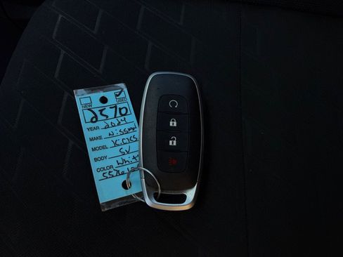 Used 2024 Nissan Kicks SV FWD image 17