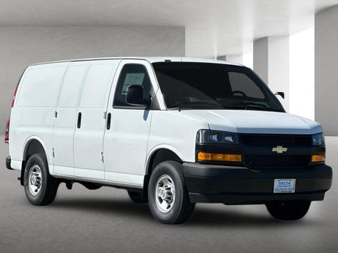 New 2026 Chevrolet Express 2500 w/ Communications Package RWD image 2