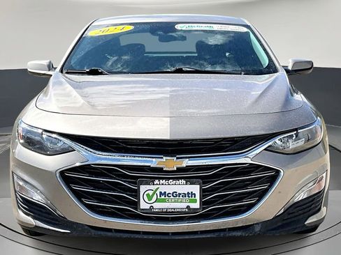 Used 2024 Chevrolet Malibu LT image 2