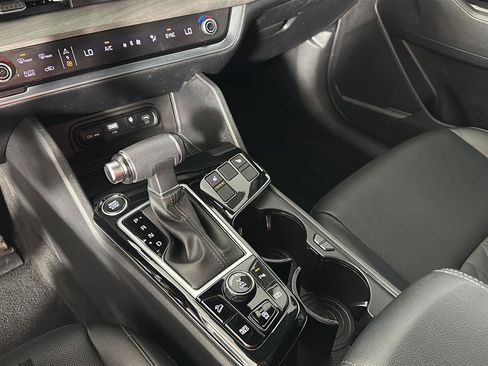 Used 2024 Kia Sportage X-Line w/ X-Line Premium Package AWD/4WD image 19