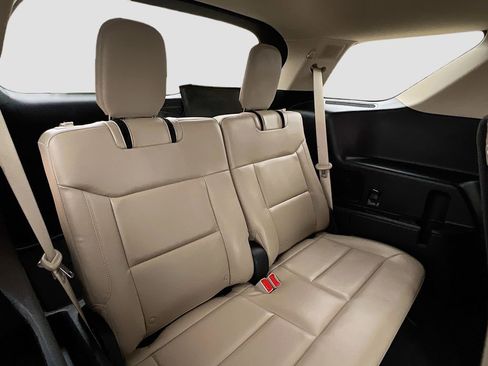 Used 2021 Ford Explorer Limited w/ Equipment Group 301A image 28