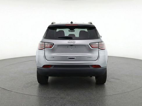 Used 2025 Jeep Compass Limited AWD/4WD image 7