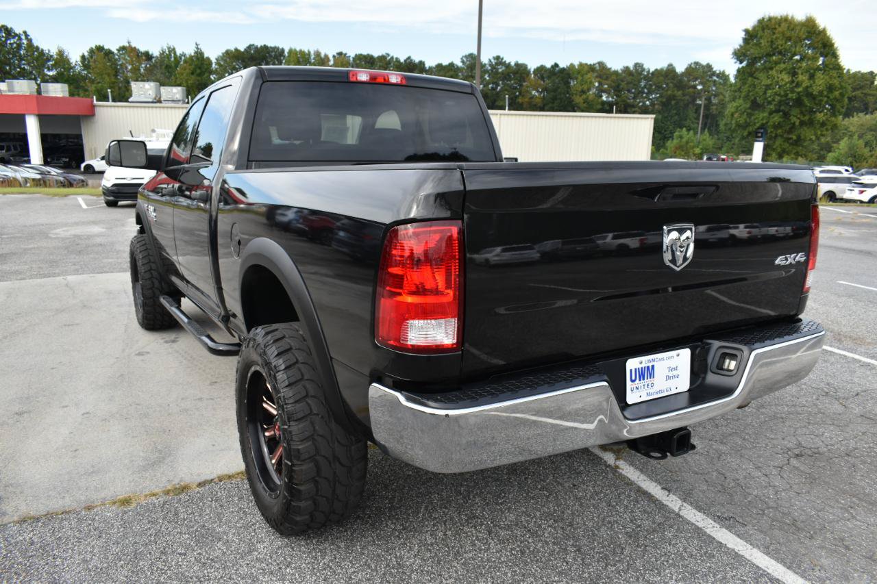 Used 2018 RAM 2500 Tradesman w/ Chrome Appearance Group AWD/4WD image 8