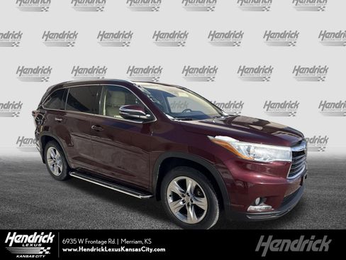 Used 2015 Toyota Highlander Limited Platinum image 1