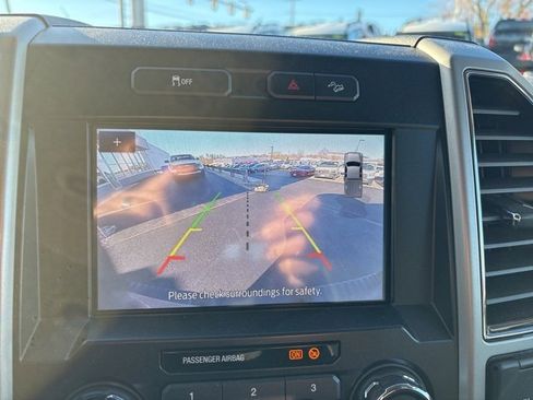 Used 2021 Ford F250 Lariat w/ Chrome Package image 24