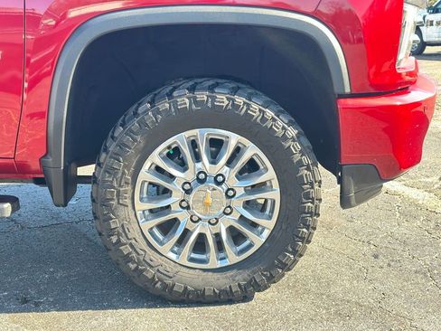 Used 2021 Chevrolet Silverado 2500 High Country w/ Z71 Off-Road Package image 32