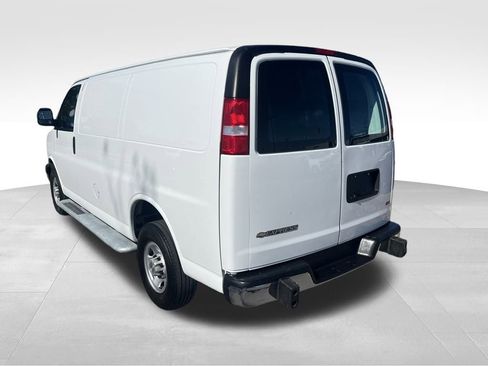 Used 2024 Chevrolet Express 2500 w/ Driver Convenience Package image 4