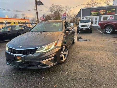 Used 2019 Kia Optima S w/ S Panoramic Sunroof Package image 3