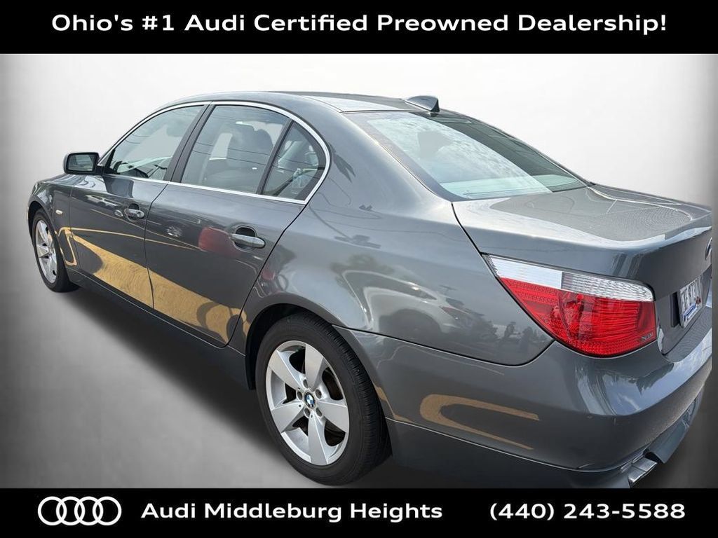 Used 2007 BMW 525xi Sedan AWD/4WD image 4