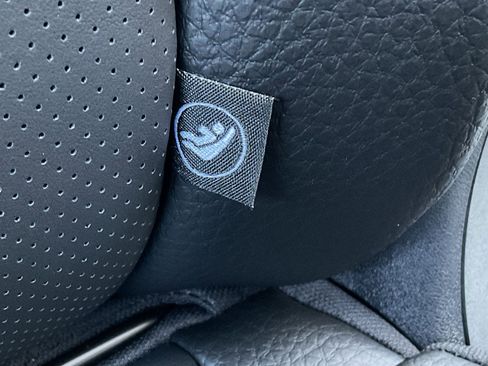 New 2026 Nissan Pathfinder SL image 16