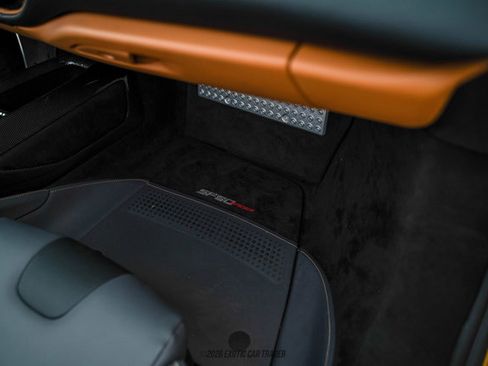 Used 2024 Ferrari SF90 Spider image 46