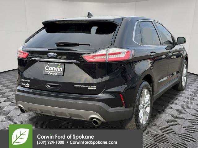 Used 2020 Ford Edge Titanium w/ Equipment Group 301A AWD/4WD image 16