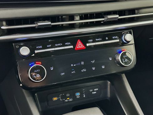 Used 2025 Hyundai Tucson SEL FWD image 24