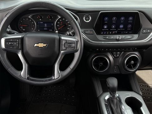 Used 2022 Chevrolet Blazer LT image 11