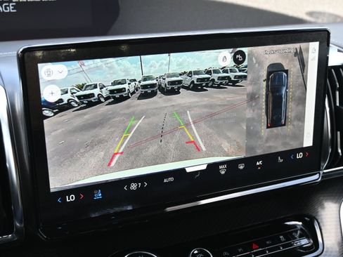 New 2027 Ford Expedition Platinum w/ Stealth Appearance Package AWD/4WD image 25