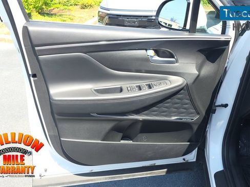 Used 2023 Hyundai Santa Fe SEL w/ Premium Package FWD image 12