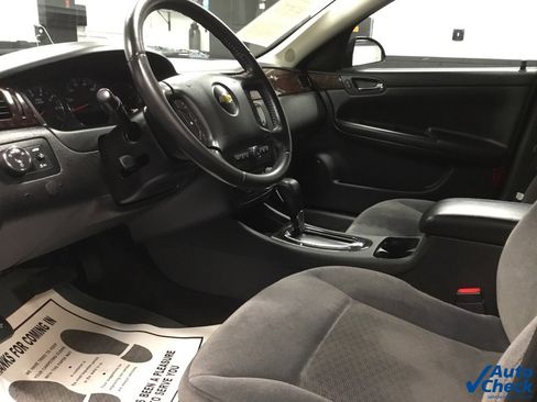 Used 2014 Chevrolet Impala LT w/ LT Sunroof Package image 21