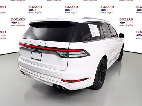 Used 2022 Lincoln Aviator Reserve w/ Equipment Group 201A RWD image 8