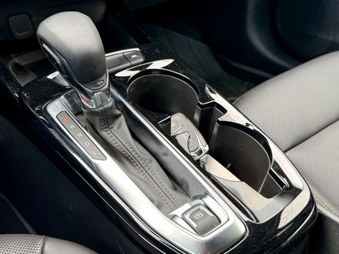 Used 2024 Chevrolet Trax ACTIV w/ Sunroof Package image 26