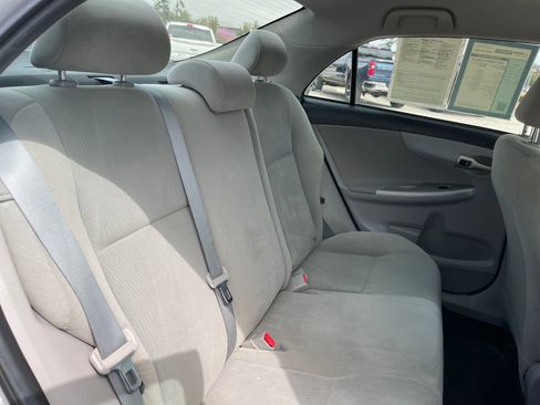 Used 2012 Toyota Corolla LE image 23