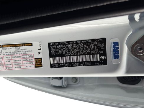 Used 2026 Toyota Prius Plug-In Hybrid FWD image 36