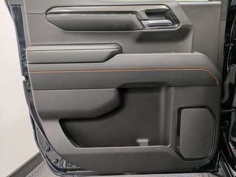 Used 2024 GMC Sierra 1500 AT4 w/ Technology Package image 23