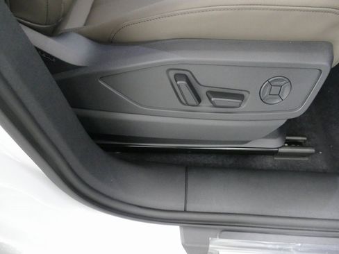 New 2025 Audi Q5 Premium Plus image 29