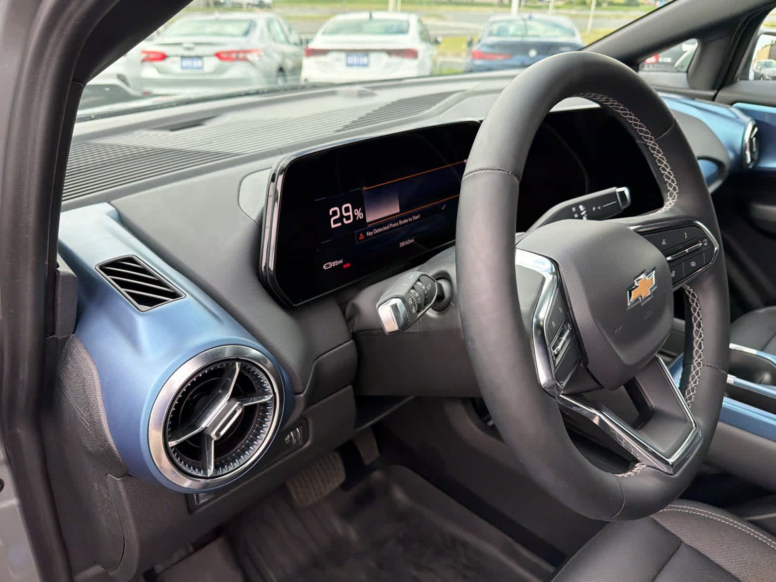 Certified 2024 Chevrolet Equinox EV LT w/ LPO, Active Package FWD image 10