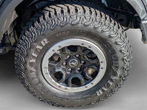 Used 2023 Ford Bronco 2-Door w/ Sasquatch Package image 10