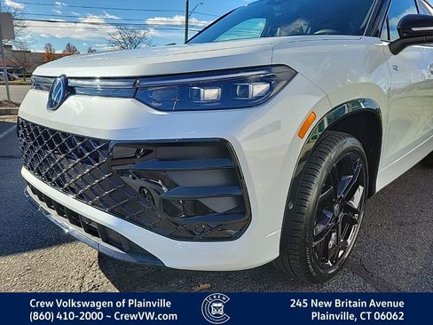 New 2026 Volkswagen Tiguan SE R-Line image 24