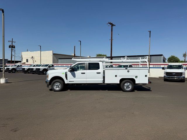 New 2026 Ford F350 XL w/ XL Chrome Package AWD/4WD image 4