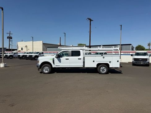 New 2026 Ford F350 XL w/ XL Chrome Package AWD/4WD image 4