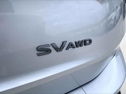 Used 2024 Nissan Rogue SV AWD/4WD image 10