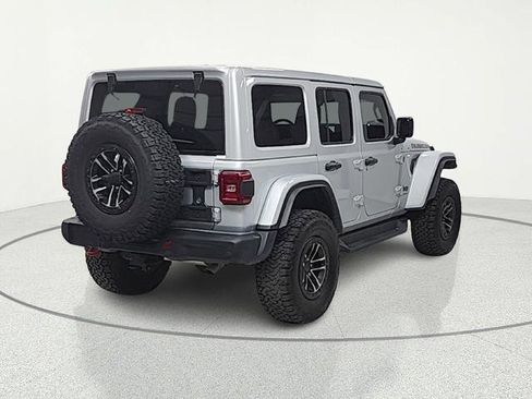 Used 2024 Jeep Wrangler Unlimited Rubicon image 12
