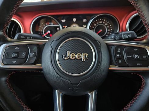 Used 2021 Jeep Wrangler Unlimited Rubicon w/ Safety Group AWD/4WD image 27