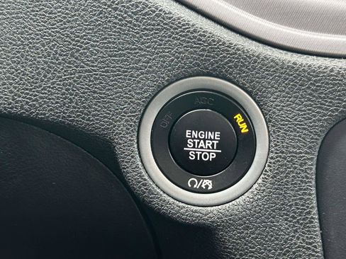 Used 2023 Dodge Charger GT image 25