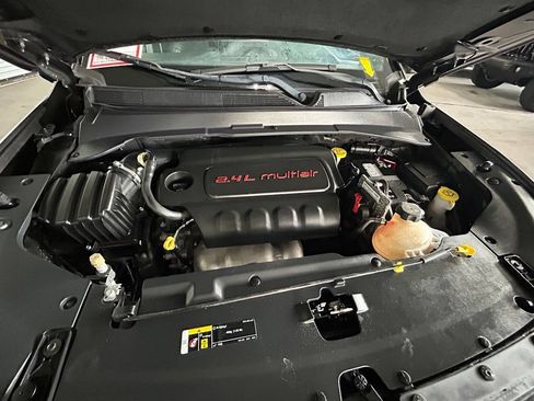 Used 2022 Jeep Compass Latitude FWD image 31