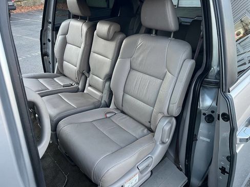 Used 2011 Honda Odyssey EX-L image 22