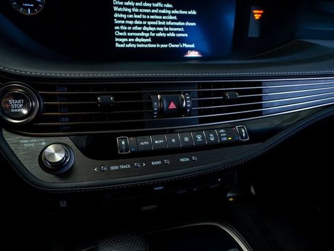 Used 2018 Lexus LS 500 F Sport w/ Accessory Package (Z2) RWD image 42
