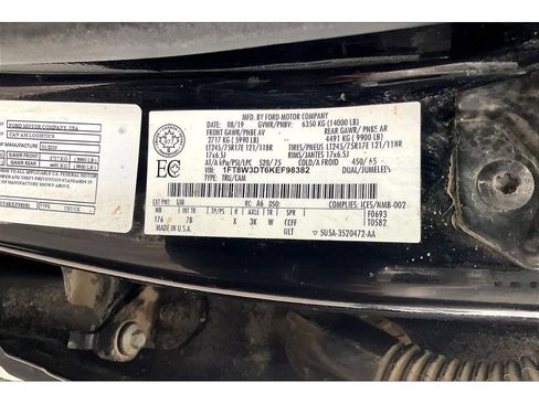 Used 2019 Ford F350 Platinum w/ Platinum Ultimate Package image 32