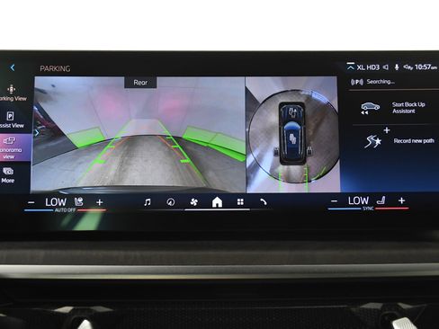 Used 2024 BMW X5 sDrive40i image 17