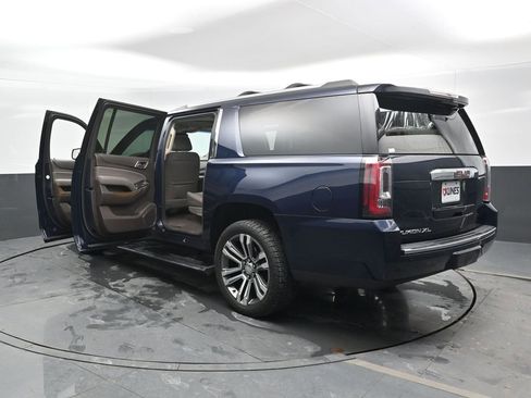 Used 2020 GMC Yukon XL Denali w/ Enhanced Security Package image 57
