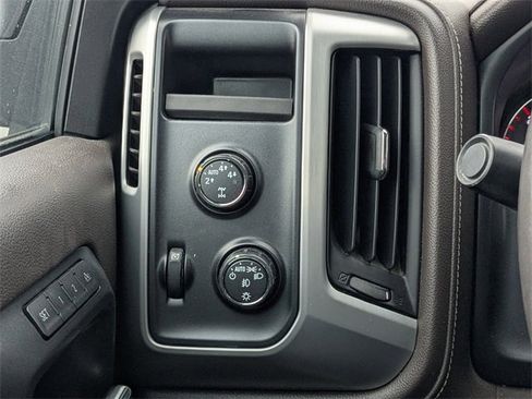 Used 2015 GMC Sierra 1500 SLT w/ SLT Crew Cab Value Package image 22