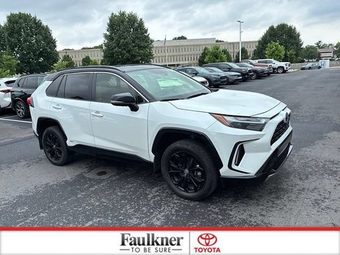 Used 2024 Toyota RAV4 XSE w/ Advanced Technology Package AWD/4WD image 3