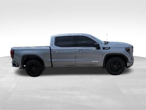 Used 2026 GMC Sierra 1500 Elevation AWD/4WD image 2