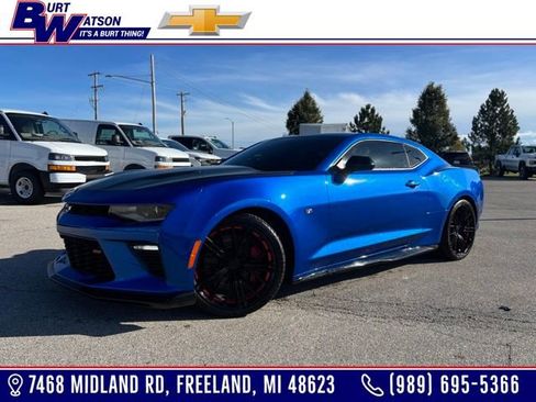 Used 2018 Chevrolet Camaro SS image 1